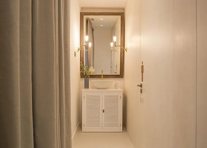 فندق Cabot Romantic- Adults Only 3*