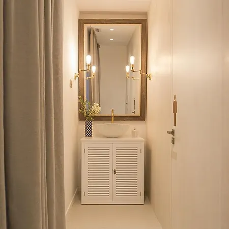 Отель Cabot Romantic- Adults Only 3*