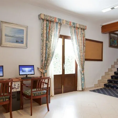 Cabot Romantic- Adults Only 3*