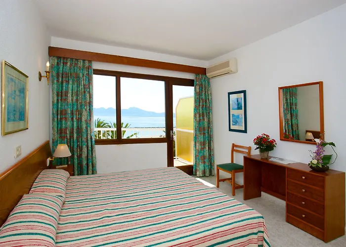 Cabot Romantic- Adults Only 3*