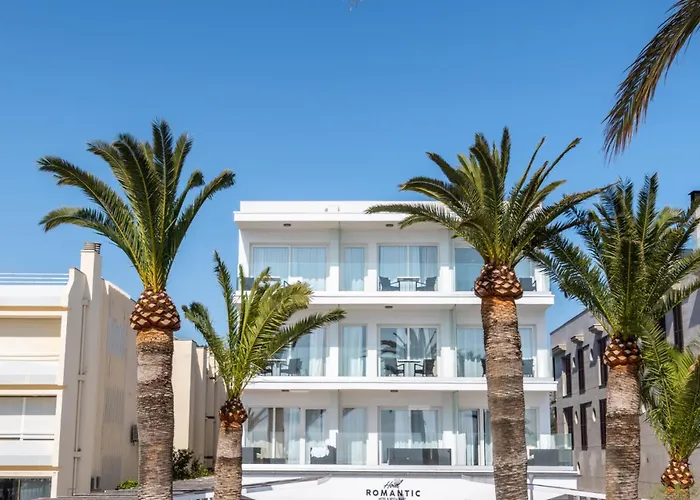 فندق Cabot Romantic- Adults Only 3*