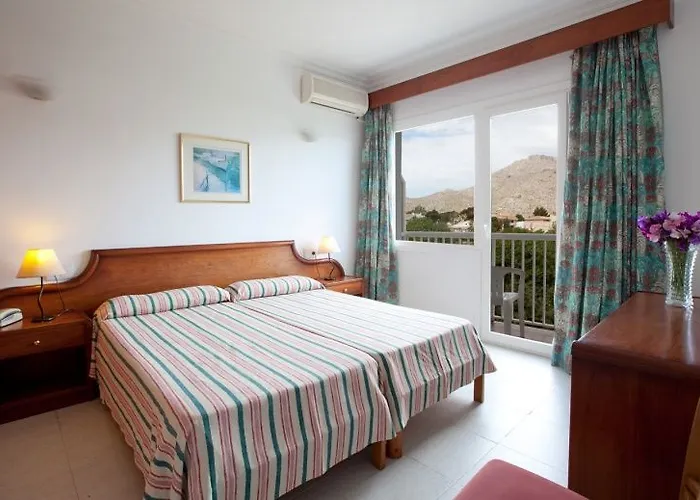 Готель Cabot Romantic- Adults Only 3*